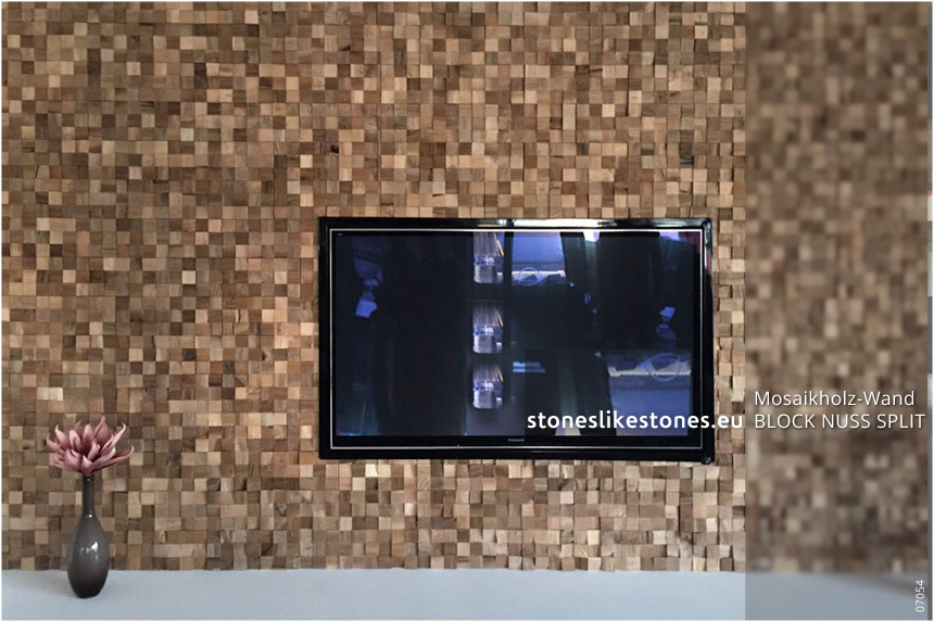 TV-Wand mit Mosaikholz BLOCK NUSS SPLIT von StoneslikeStones – Abb. 07054