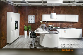 Küchen-Ausstellung mit RollRost von StoneslikeStones - 04432